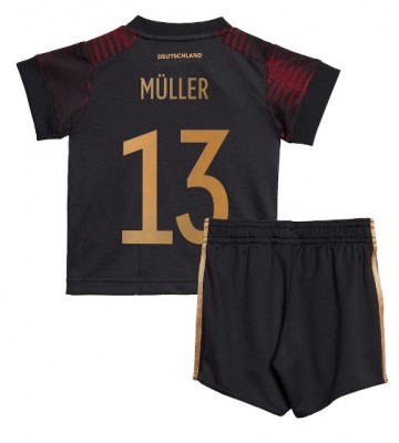 Lacne Dětský Futbalové dres Nemecko Thomas Muller #13 MS 2022 Krátky Rukáv - Preč (+ trenírky)